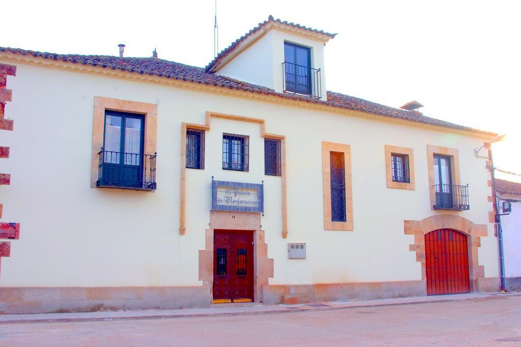 Palacio De Monfarracinos Benavente Rum bild