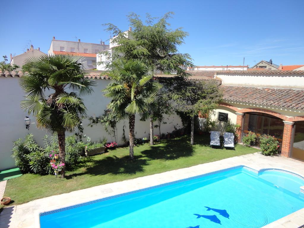 Palacio De Monfarracinos Benavente Exteriör bild